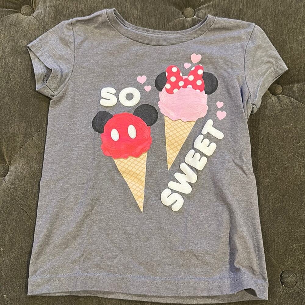 Disney “ so sweet “ tshirt size Xs 4